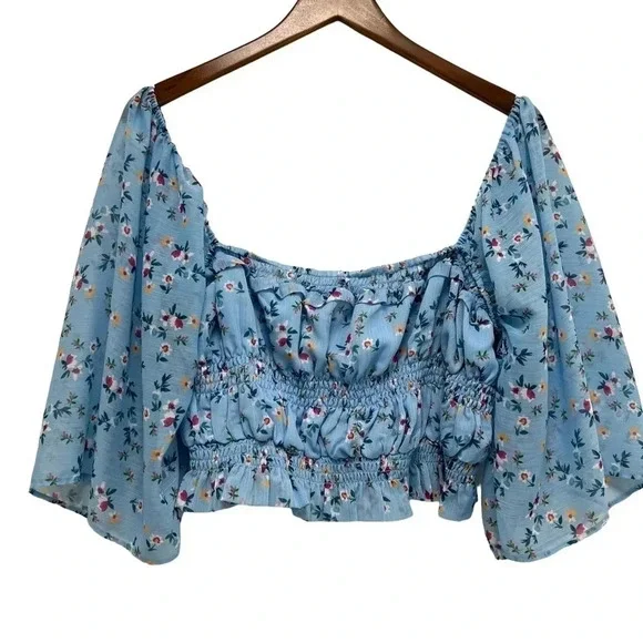 Tularosa Rosie Top Cropped Blouse Carolina Blue Floral Coastal Tropical size L - Picture 6 of 11